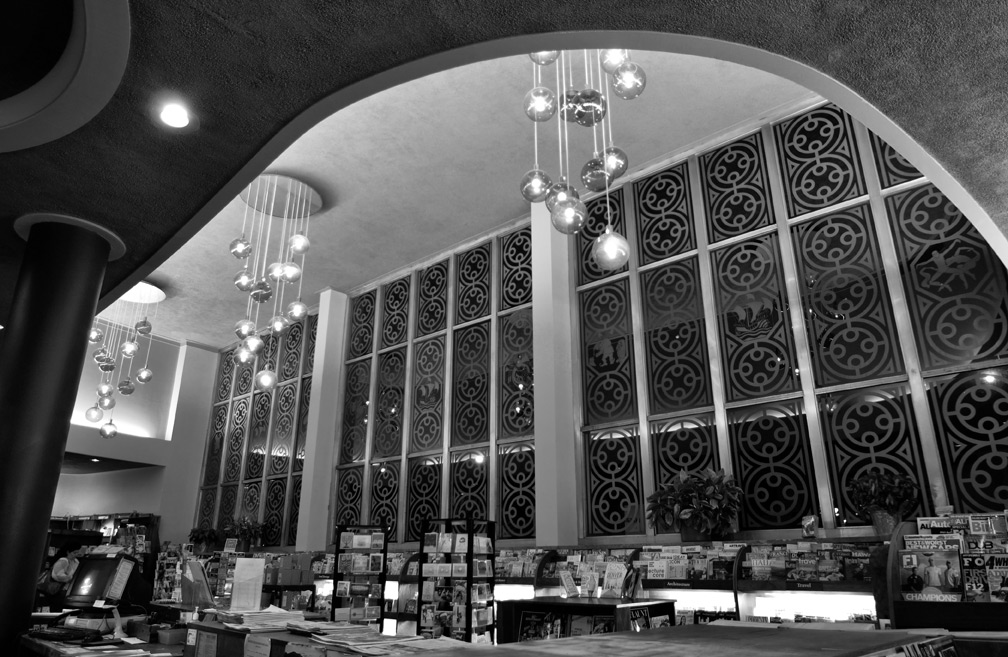 web-grand-central_bw