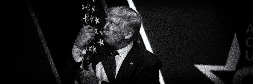 Trump-kissing-flag